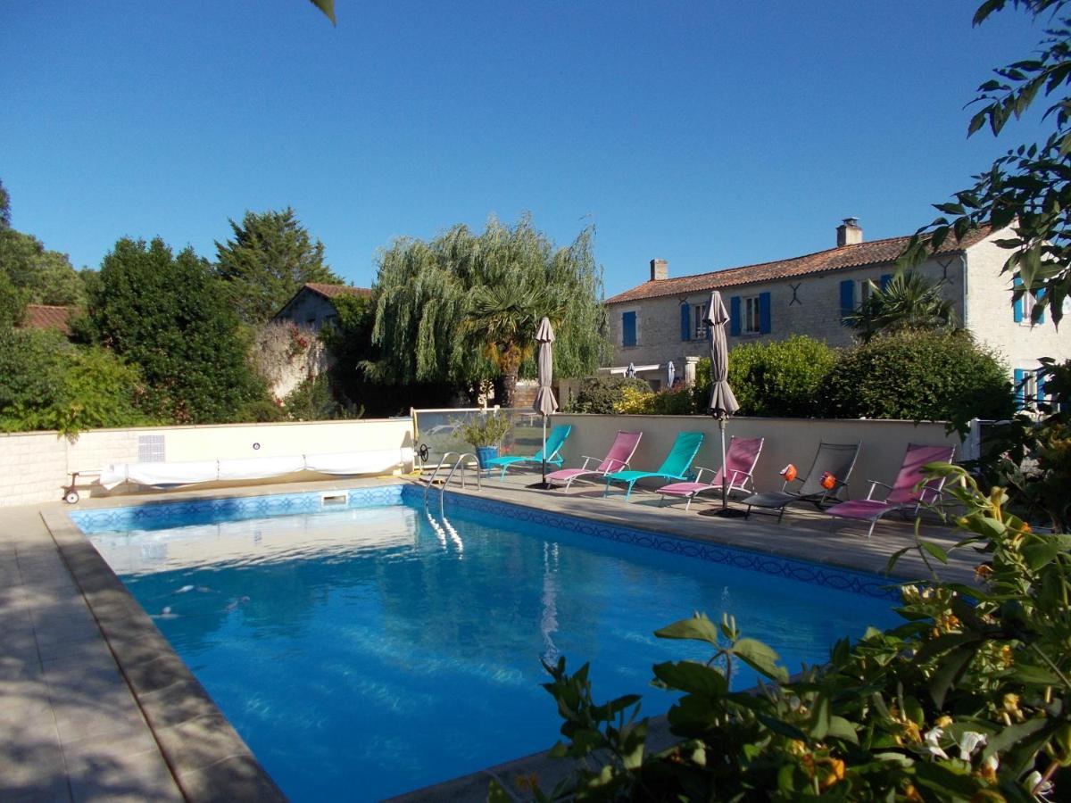 Le Clos Des Palmiers Saint-Ouen-d'Aunis Exterior foto